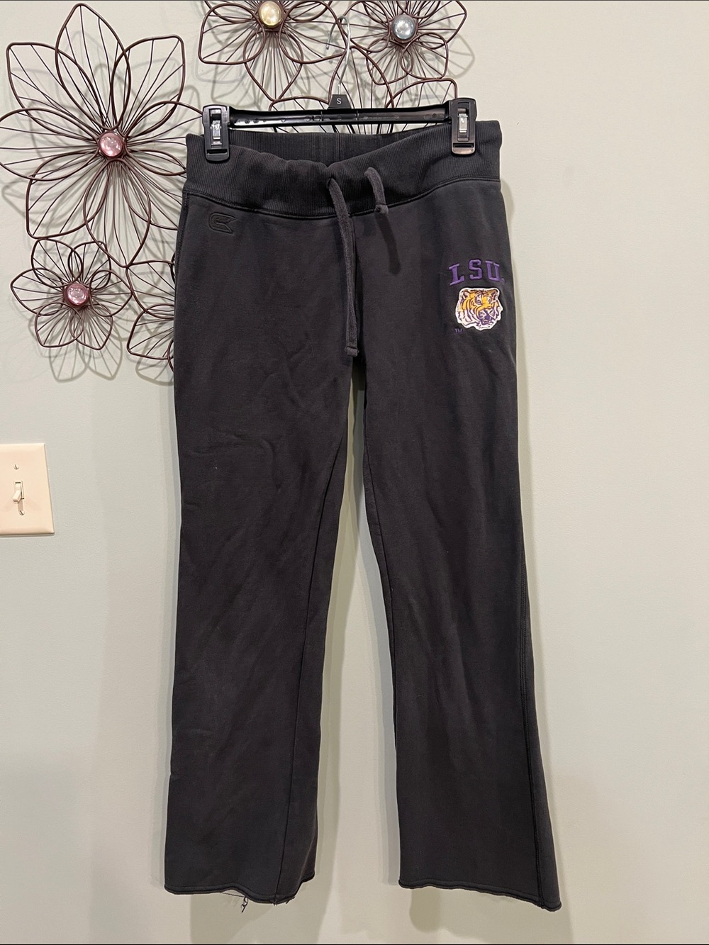 LSU charcoal Women's Jogger Pants with Tiger Logo